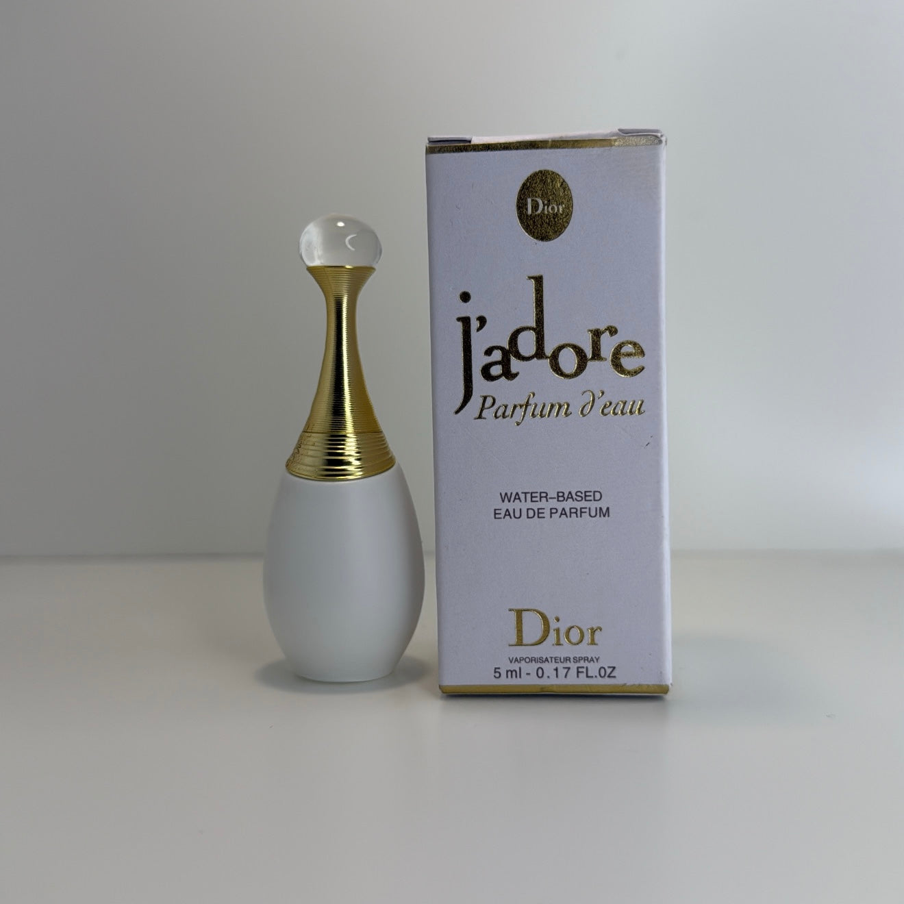 Dior J’adore Parfum d’Eau Mini – 5ml (0.17 fl oz)
