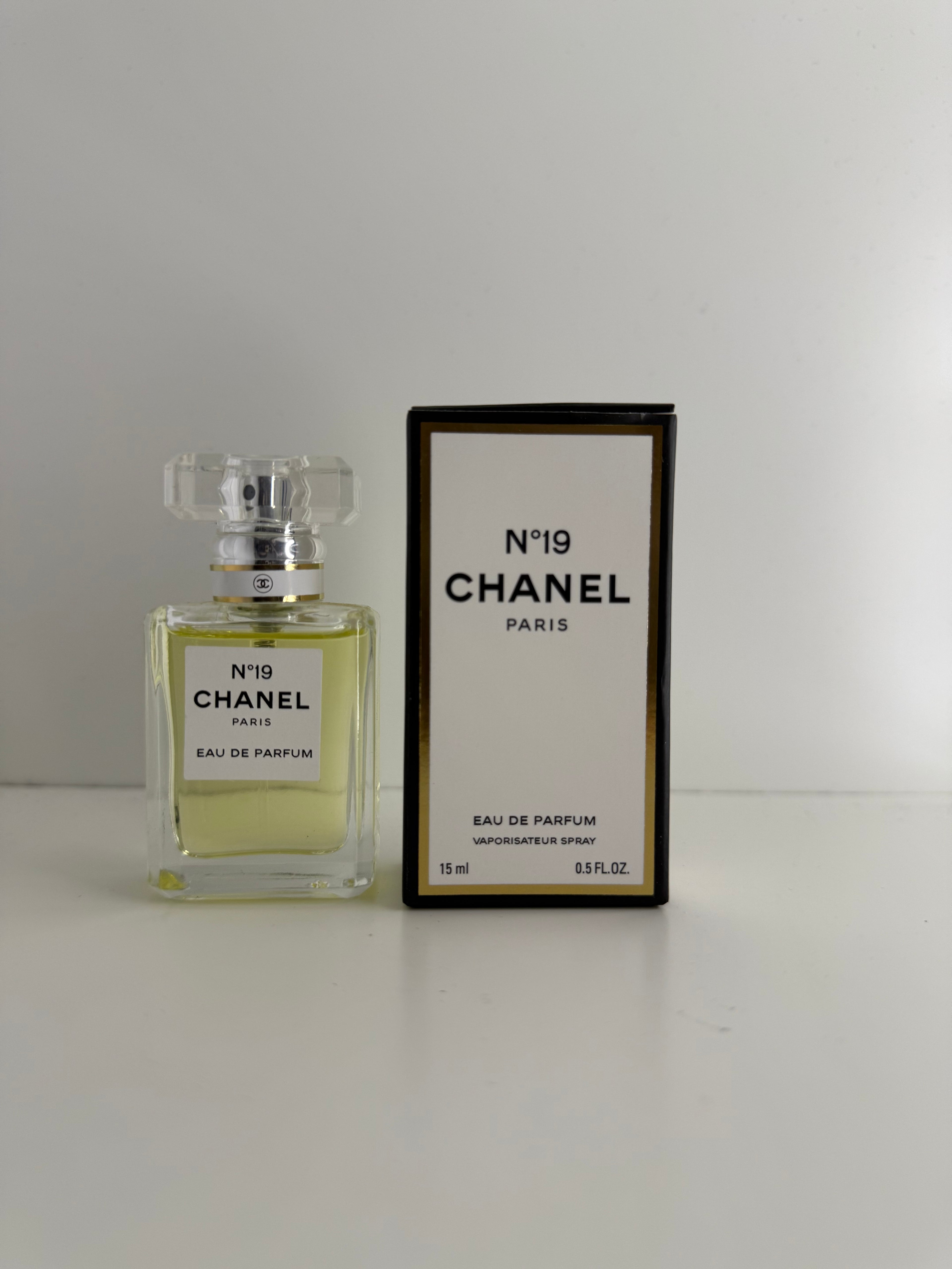 Chanel No. 19 Spray Mini – 15ml (0.5 fl oz)