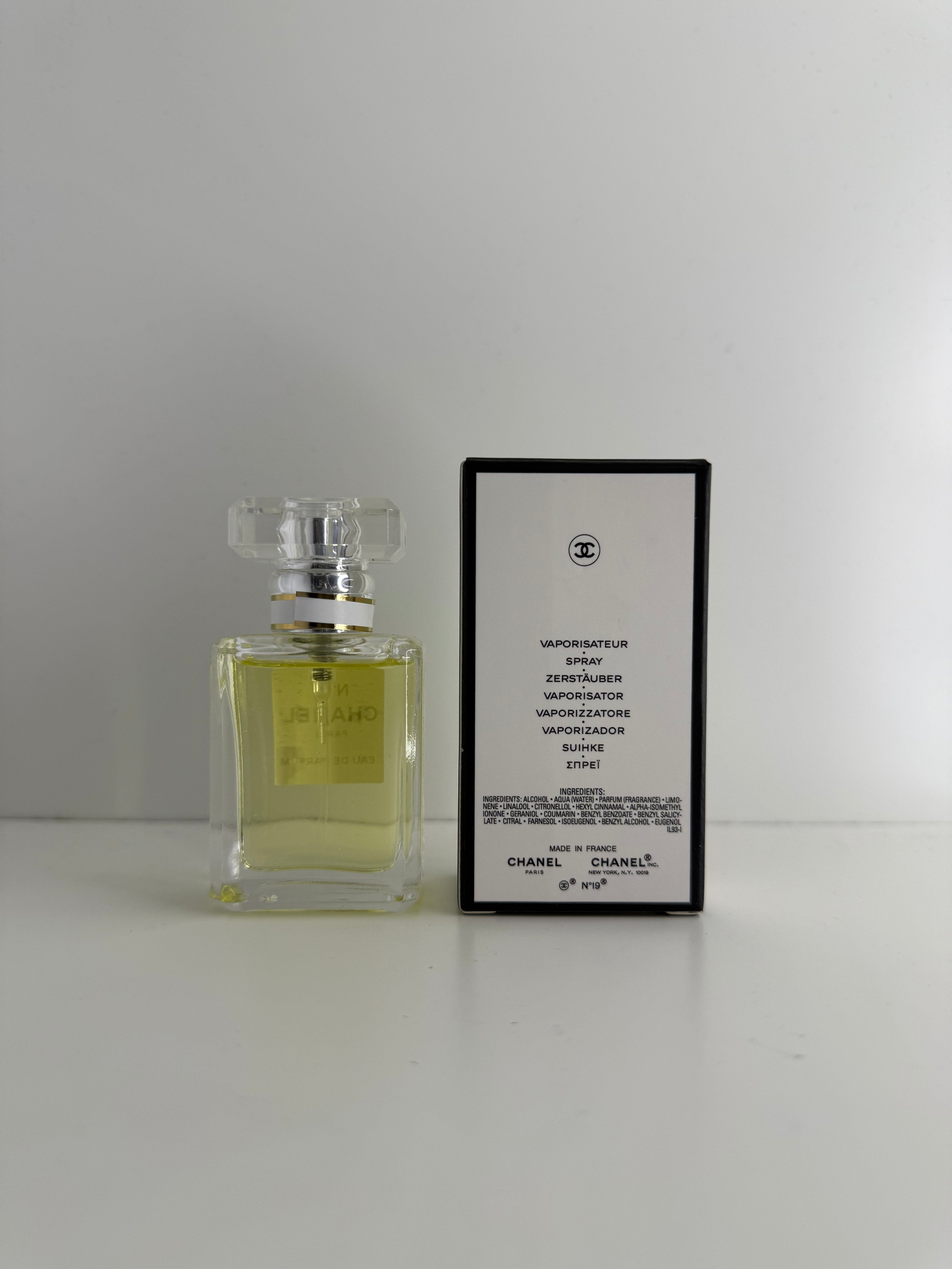 Chanel No. 19 Spray Mini – 15ml (0.5 fl oz)